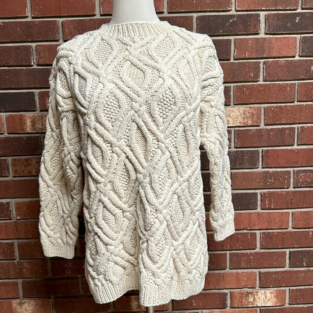 Eddie Bauer Cream Cable Knit Sweater